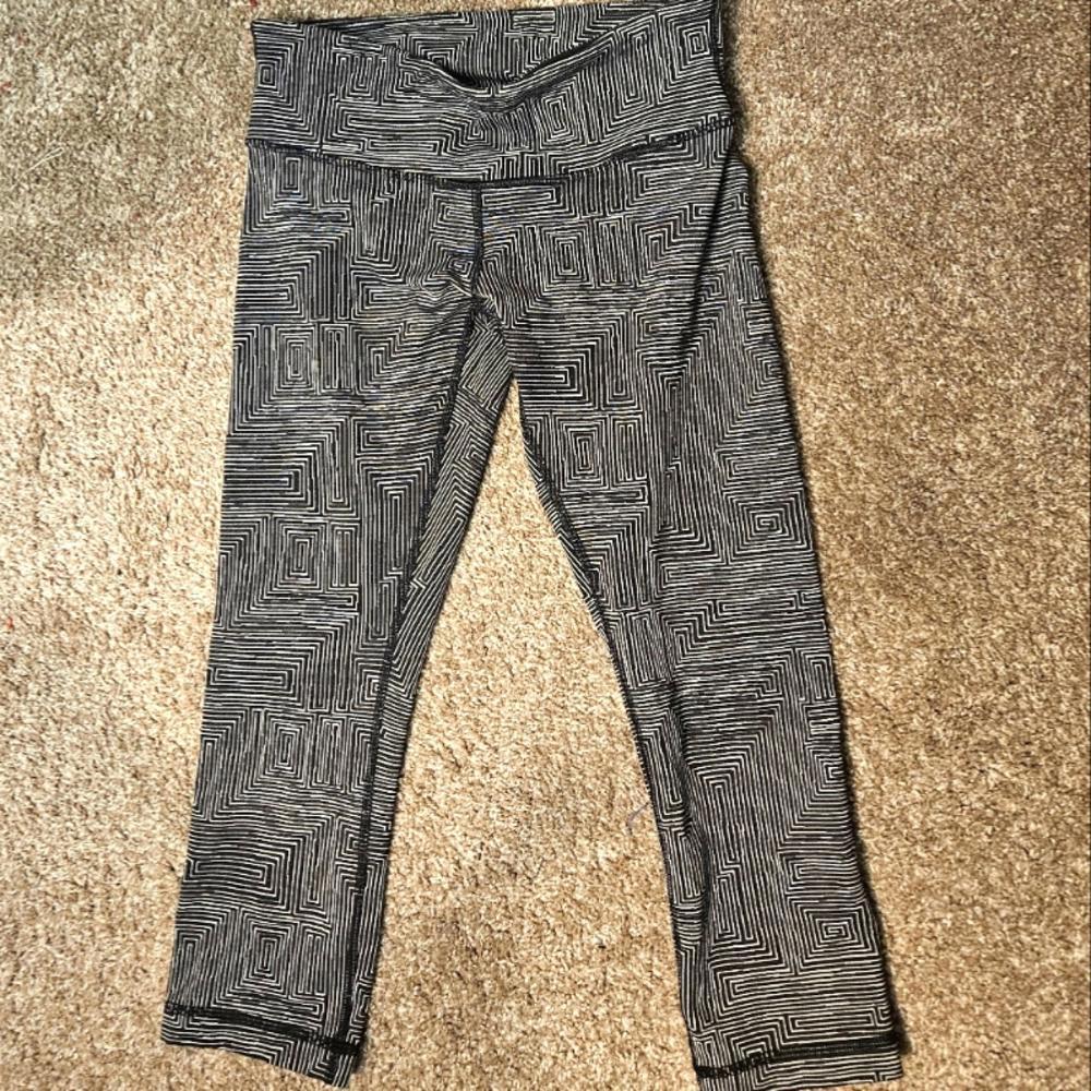 lululemon athletica Black & White Geometric Print Leggings
